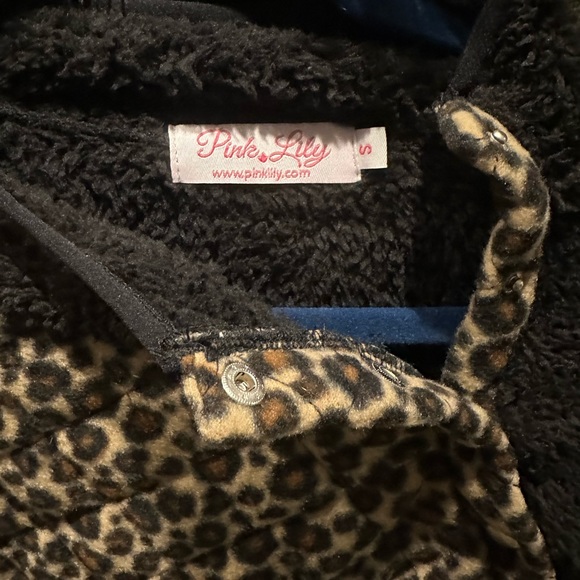 Pink Lily Pullover Jacket Small - Picture 2 of 3